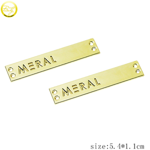 Hình Chữ Nhật Hình Dạng Quần Áo Phụ Kiện Kim Loại Logo Màu Vàng Đồ Lót Kim Loại Thư Nhãn Khắc Tên Kim Loại Thẻ Cho Đồ Bơi - Product Image 2