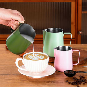 Pichet à lait en acier inoxydable avec bec d'aigle, personnalisable avec logo et <span class=keywords><strong>peinture</strong></span> couleur, pour barista, pour latte art et mousse de lait, avec graduations - Product Image 5