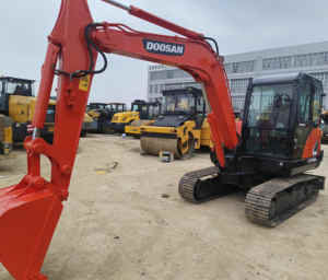 Escavatore DOOSAN DX55-9C Usato in Buone Condizioni, Mini Escavatore di Seconda Mano da 5,5t, Macchina da Costruzione Usata - Product Image 3