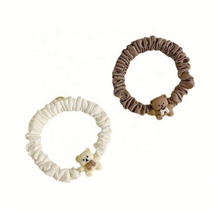 Nouveauté 2026 : Élastiques à cheveux pour enfants, motifs animaux de dessin animé (ours, lapin mignon), bandeaux en satin et chouchous pour filles - Product Image 5