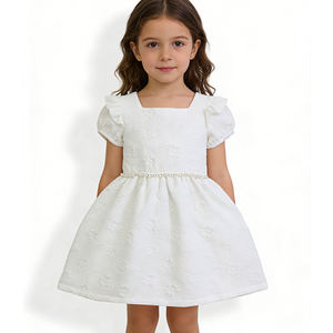 Üst Düzey Özel Tasarım ODM Parti Elbisesi Saf Beyaz Yuvarlak Yaka Sırtı Açık Fiyonklu Puf Kollu Nefes Alabilen Elbise Dokulu 3D Kumaş Geniş Etek Tatlı - Product Image 4