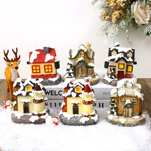 Ornamenti Natalizi in Resina Stile Europeo, Piccole <span class=keywords><strong>Case</strong></span> Luminose Creative, Micro Paesaggi per <span class=keywords><strong>Capodanno</strong></span> e Natale - Product Image 3
