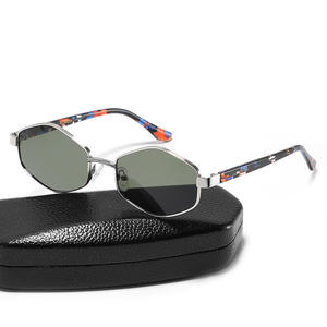 Nuevas gafas de sol de moda para mujer, montura metálica, lentes polarizadas UV400, ligeras, estilo de viaje y conducción, color negro 8520 - Product Image 5