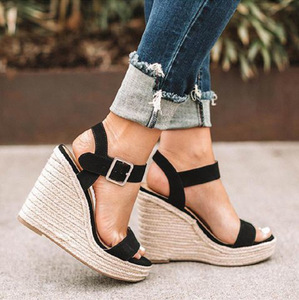 Fabbrica all'ingrosso nero di alta qualità Fashion Designer donna pantofole 2025 estate all'aperto spiaggia Casual sandali <span class=keywords><strong>con</strong></span> <span class=keywords><strong>zeppa</strong></span> - Product Image 1