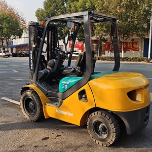 Montacargas Diésel Komatsu de 3 Toneladas Usado, Montacargas Komatsu de 3 T con Precio Bajo en Venta - Product Image 5