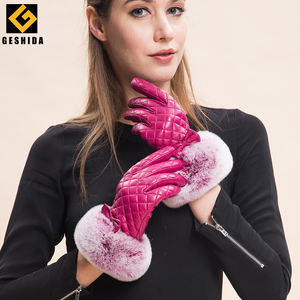 En vente chaud femmes cadeau <span class=keywords><strong>rose</strong></span> fourrure <span class=keywords><strong>cuir</strong></span> gants en peau de mouton - Product Image 2
