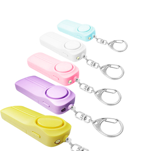 Alarma Personal Electrónica <span class=keywords><strong>ARIZA</strong></span> para Mujer, Llavero con Alarma de Emergencia, Color Negro, 130dB, Batería AAA - Product Image 1