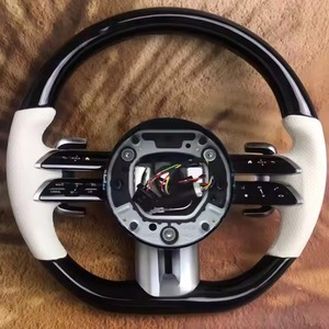 Volant en cuir suédé bicolore avec cadre noir piano, poignée de 40 mm, compatible avec Mercedes W205 W222 <span class=keywords><strong>AMG</strong></span> - Product Image 4