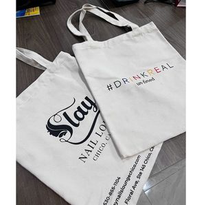 Sac promotionnel en toile de coton avec logo personnalisé, écologique, réutilisable, vente en gros pour la promotion de marques et les événements d'entreprise - Product Image 1
