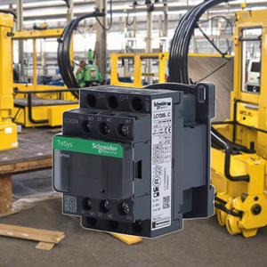 Contactor de CA TeSys Deca LC1D12M7/F7/Q7 Sin Inversión, 12A 7.5HP a 480VAC 100kA SCCR Trifásico NO - Product Image 1