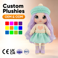 Bambola di Peluche Morbida con Capelli Viola, Stile Street, Giocattolo per Bambini, Personalizzata, Casual, in Cotone Grigio, con T-shirt e Pantaloncini in Denim