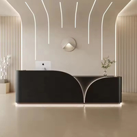 Comptoir de réception personnalisé avec éclairage LED doux, style crème moderne, bureau d'accueil minimaliste pour salon de beauté, clinique