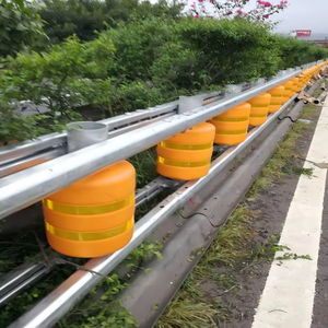 Barrières routières galvanisées à chaud avec bandes réfléchissantes pour le dérivation temporaire du trafic et la sécurité - Product Image 6