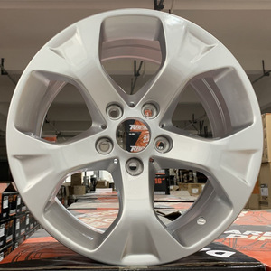 Nouveaux moyeux de roue modifiés de 17 pouces pour les séries 3 320i/325li/330li/318 et 5 550/523/730 HP903 - Product Image 6
