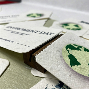 Carte d'invitation événementielle personnalisée en papier grainé, design créatif, papier à planter biodégradable, invitation en forme de billet, lettre d'invitation - Product Image 4