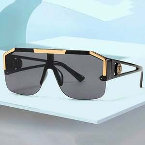 Lunettes de soleil de marque personnalisées avec logo, pour femme, design tendance, verres dégradés carrés, lunettes de soleil surdimensionnées pour femme - Product Image 2