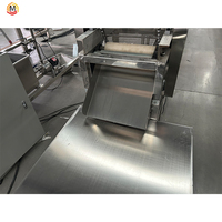 Ligne de production de nouilles instantanées frites 100 KW 220V/380V, 11000 pièces/8 heures, machine commerciale de fabrication de nouilles instantanées