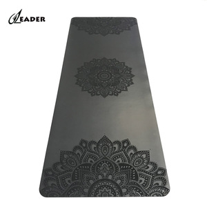 Emballage de <span class=keywords><strong>tube</strong></span> en PU de qualité supérieure sans phtalate Tapis de yoga végétalien noir avec marque privée - Product Image 2