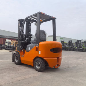 Carretilla elevadora diésel personalizada 1,8 T | Fabricante OEM | Estándares de EE.UU./España - Product Image 1