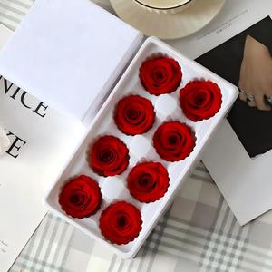 Caja de Regalo con Flores Cuadradas Eternal Life, Rosas Secas Artificiales y Preservadas para el Día de San Valentín y Graduación - Product Image 1
