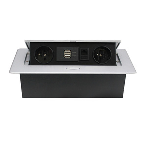 Enchufe de mesa con mecanismo desplegable suave, fácil de operar y duradero. - Product Image 1