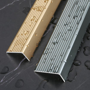 Copertura del battistrada per scale in vinile personalizzato per interni di lusso Hotel con superficie antiscivolo antigraffio resistente alla corrosione - Product Image 5