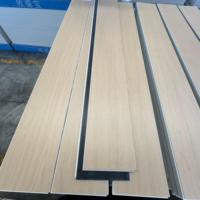 Soft Step SPC Vinylboden 5mm Doppel-LVT-Verkapselung Geräuscharm Heizkompatibel ABA-Struktur Modernes Krankenhaus Innenbereich
