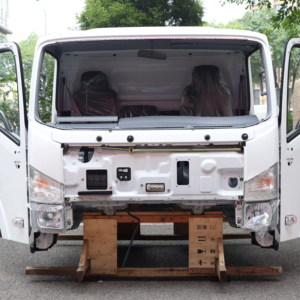 ชุดประกอบห้องโดยสาร 700P สำหรับ <span class=keywords><strong>Isuzu</strong></span>/Qingling/Dongfeng คุณภาพเทียบเท่าอะไหล่แท้ ทนทานต่อการสึกหรอ มีสินค้าในสต็อก - Product Image 1