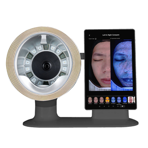 เครื่องวิเคราะห์ผิวหน้าแบบหลายสเปกตรัม M17 RGB UV PL พร้อมระบบถ่ายภาพหลายแสงบนอุปกรณ์ เครื่องวิเคราะห์ผิวอัจฉริยะ - Product Image 3