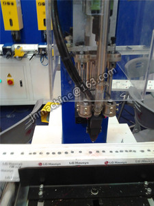 เครื่องขันสกรูหัวเดียวแบบอัตโนมัติสำหรับงานผลิตหน้าต่างและประตู - Product Image 4
