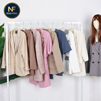 Blazer Panjang Wanita Bekas Berkualitas Tinggi Pakaian Bekas 50kg dalam Bal Bahan Campuran Grosir Pabrik Ekspor ke Afrika