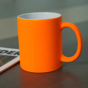 Tazza <span class=keywords><strong>da</strong></span> Caffè in <span class=keywords><strong>Ceramica</strong></span> <span class=keywords><strong>Fai</strong></span>-<span class=keywords><strong>da</strong></span>-<span class=keywords><strong>Te</strong></span> di Alta Qualità, Tazza Vuota con Rivestimento Smaltato Spray Fluorescente - Product Image 2