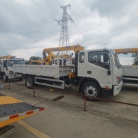 Camion grue de levage JAC 4x2 avec grue à flèche droite XCMC SQ125SK2 de 5 tonnes certifiée CE