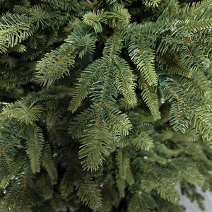 Albero di Natale 225cm (7,5 piedi) Premium Europeo, Completamente in PE 3D con Luci LED e Base Girevole - Product Image 3