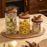 Pot de conservation en verre OEM ODM avec couvercle en bois d'acacia, boîte hermétique en verre côtelé pour le thé, le café, les grains, le sucre et les aliments