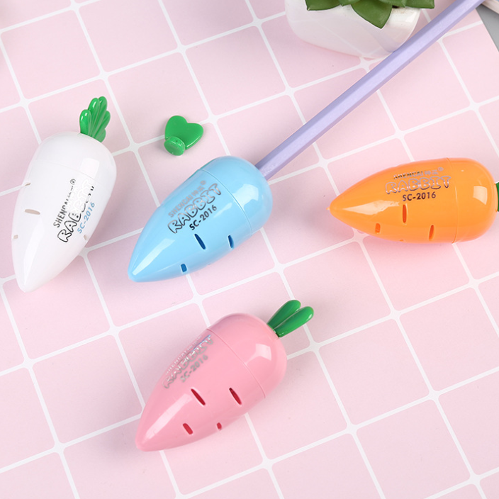 Оптовая продажа, милая мультяшная точилка для карандашей в виде моркови, Детские канцелярские принадлежности