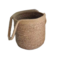 Fait à la main de 12 pouces petite corde de paille tissé Paneer moule fleurs extérieur noix de coco planteur enfants mur jouet pour application de jardin
