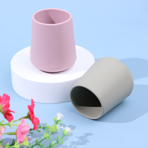 Vaso de Silicona Antideslizante para Bebés, Mini Vaso de Agua para Entrenamiento Infantil, Artículos para Madres y Bebés - Product Image 2