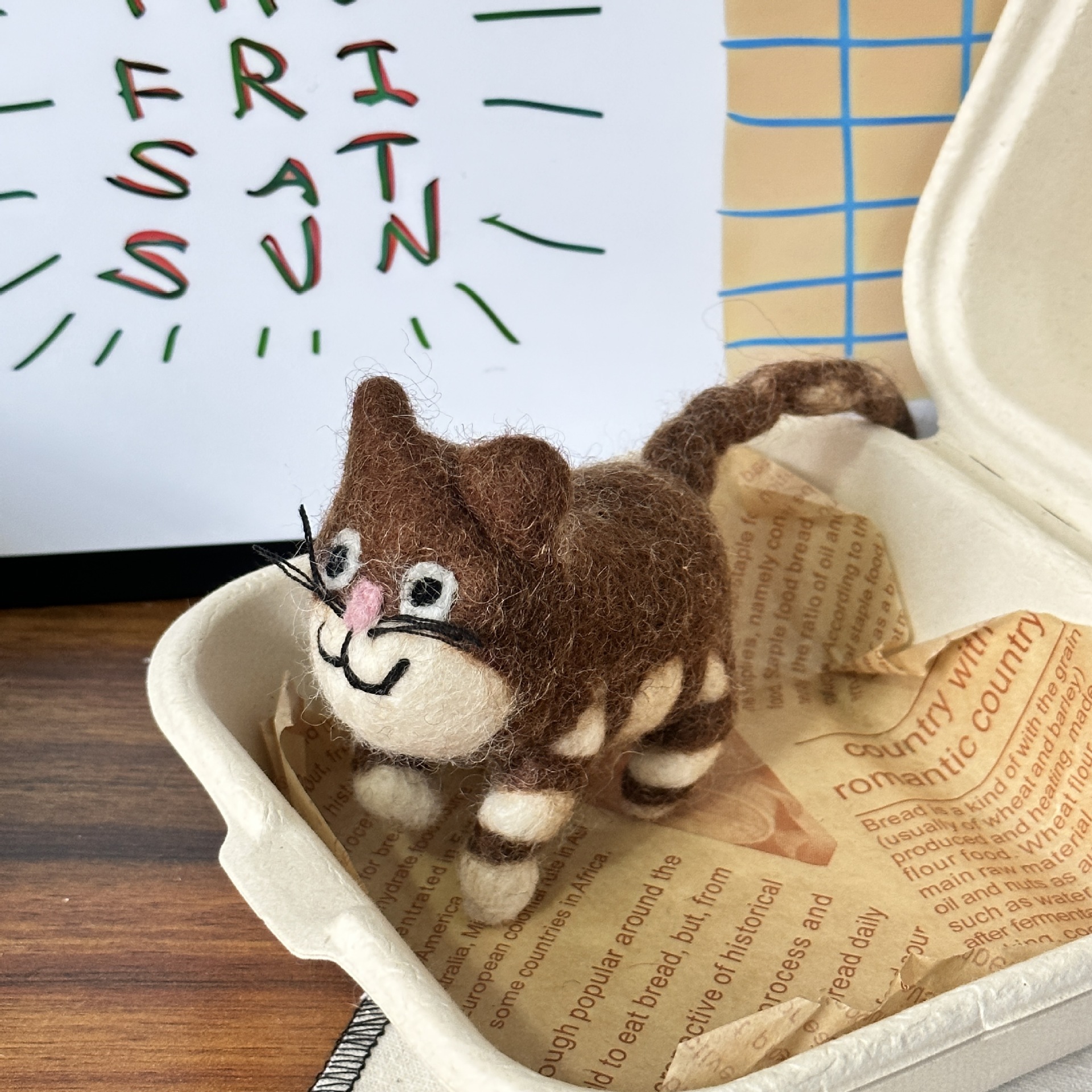 Coffee kitten [Two colors shipped randomly]