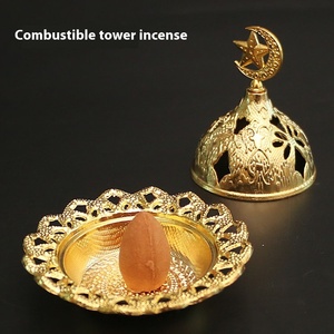 Petit Brûleur d'Encens en Bois de Santal Arabe Doré, Diffuseur d'Arômes Tour pour Usage Domestique, Produit du Moyen-Orient - Product Image 3