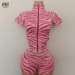 Set Loungewear da Donna con LOGO Personalizzato, Stampa Zebrata Rosa, Abbigliamento Estivo, Pigiama Corto in Cotone per Donne - Product Image 5
