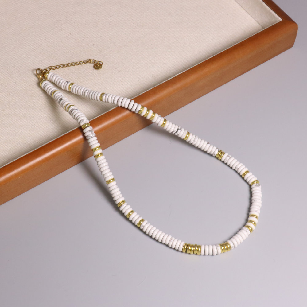Howlite blanche