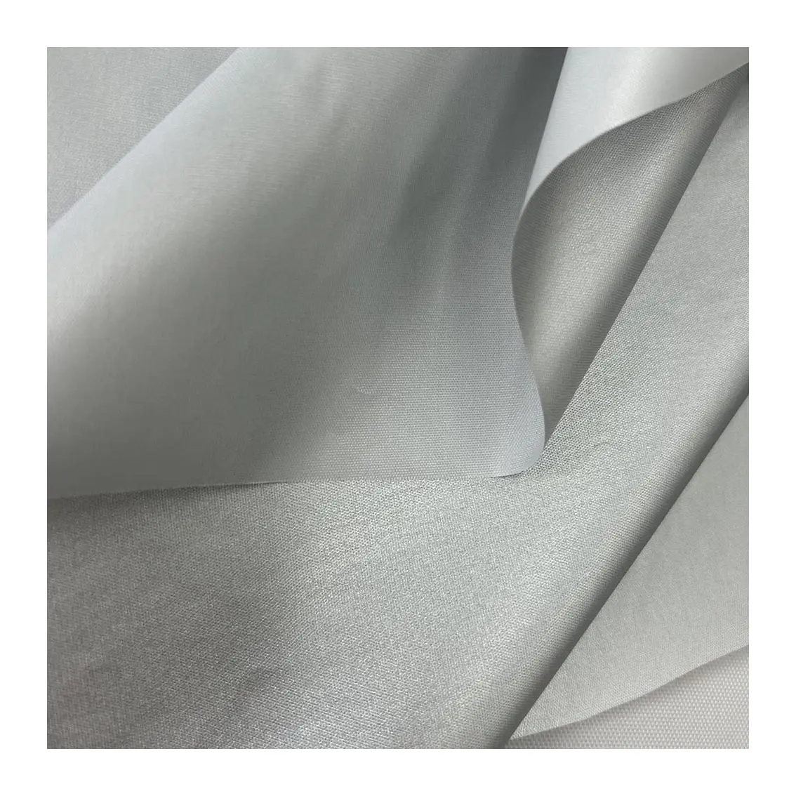 Tecido de poliéster dobrável para revestimento de tafetá de prata para tela de janela lateral do carro material de tecido para guarda-sol