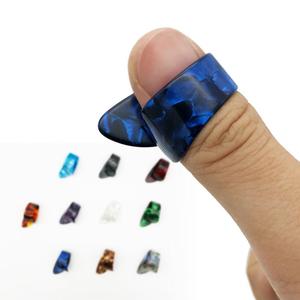 Hochwertige Celluloid <span class=keywords><strong>Guitar</strong></span> Pick Daumen/Finger Mediator für akustische E-Gitarre Hot <span class=keywords><strong>Sale</strong></span> Party Favors - Product Image 1