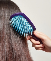 Brosse à cheveux magique carrée noire personnalisée BLISSLIFE avec poignée en plastique et fonction de ventilation pour salon