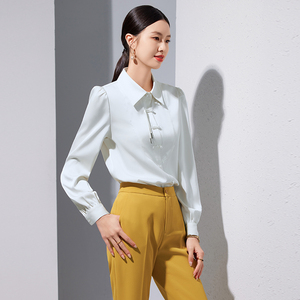 Nueva <span class=keywords><strong>blusa</strong></span> de satén Retro china para mujer, camisa de manga larga <span class=keywords><strong>con</strong></span> botones rojos sólidos <span class=keywords><strong>con</strong></span> diseño único para el verano primavera 1237 # - Product Image 2
