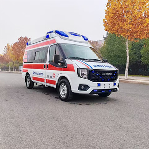 Ambulancia de aislamiento estilo pan JMC con equipo médico básico y vehículo de transferencia de ambulancia de emergencia con el apoyo de una camilla - Product Image 3