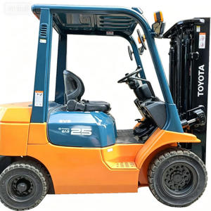 Montacargas Toyota Usado a Gasolina, Motor Hidráulico de Gas LP, 2.5-3 Toneladas, Probado e Inspeccionado, Pocas Horas de Uso 0-2000 - Product Image 1