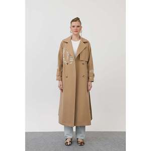 Soul Women's Elegant Printed Camel Trench Coat with Comfortable Fit, Stylish Long Sleeve Outerwear for All Seasons - Product Image 3