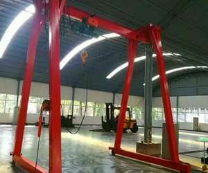 Grue à portique mobile à montage facile avec roues en caoutchouc pivotantes à 360 degrés, portique à portique réglable pour un espace de travail flexible - Product Image 5